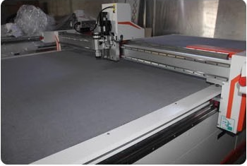 dress cloth oscillating knife cutting bed dress cloth oscillating knife cutting bed